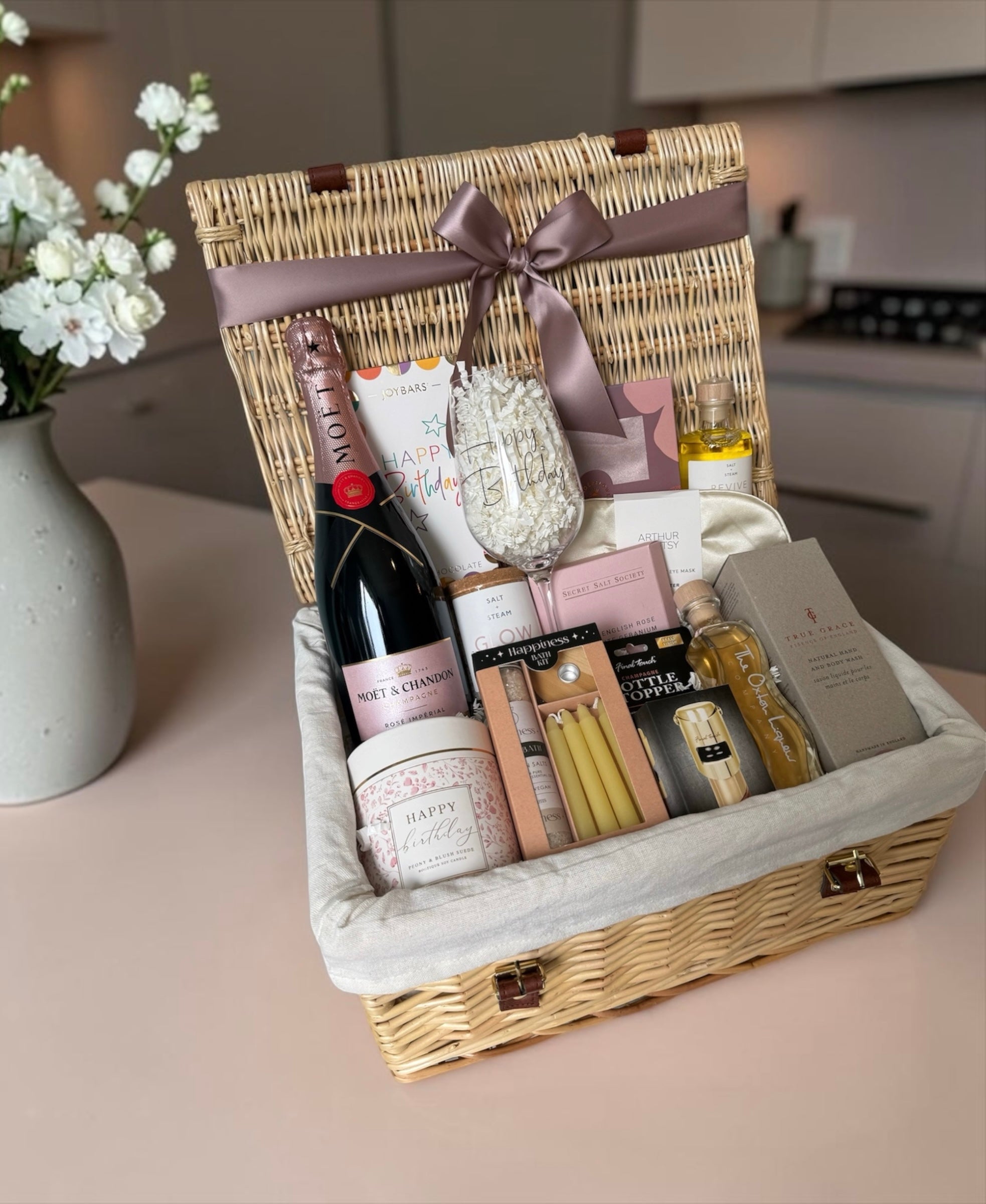 Hampers And Gift Boxes Hampers For All Occasions hampers-and-gift-boxes-hampers-for-all-occasions