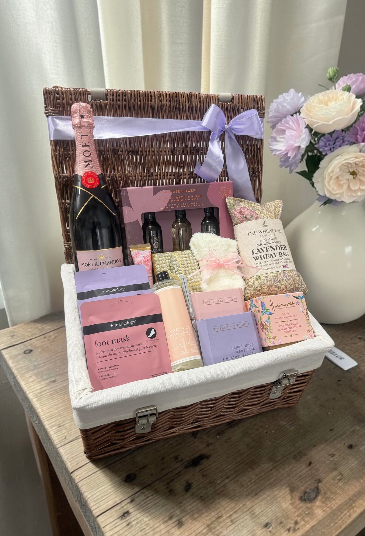 The Top to Toe Indulgence Hamper With Moet rose champagne and self care pamper treats
