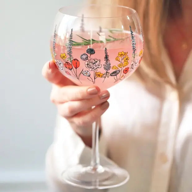 Tulip-shaped Wildflower Gin Glass enhances gin aromas and flavours with style and sophistication.