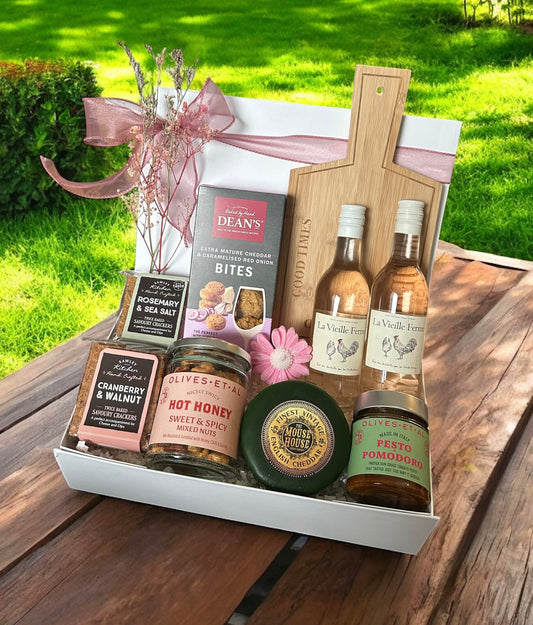 Chicken Wine and Savoury Treats Gift Box