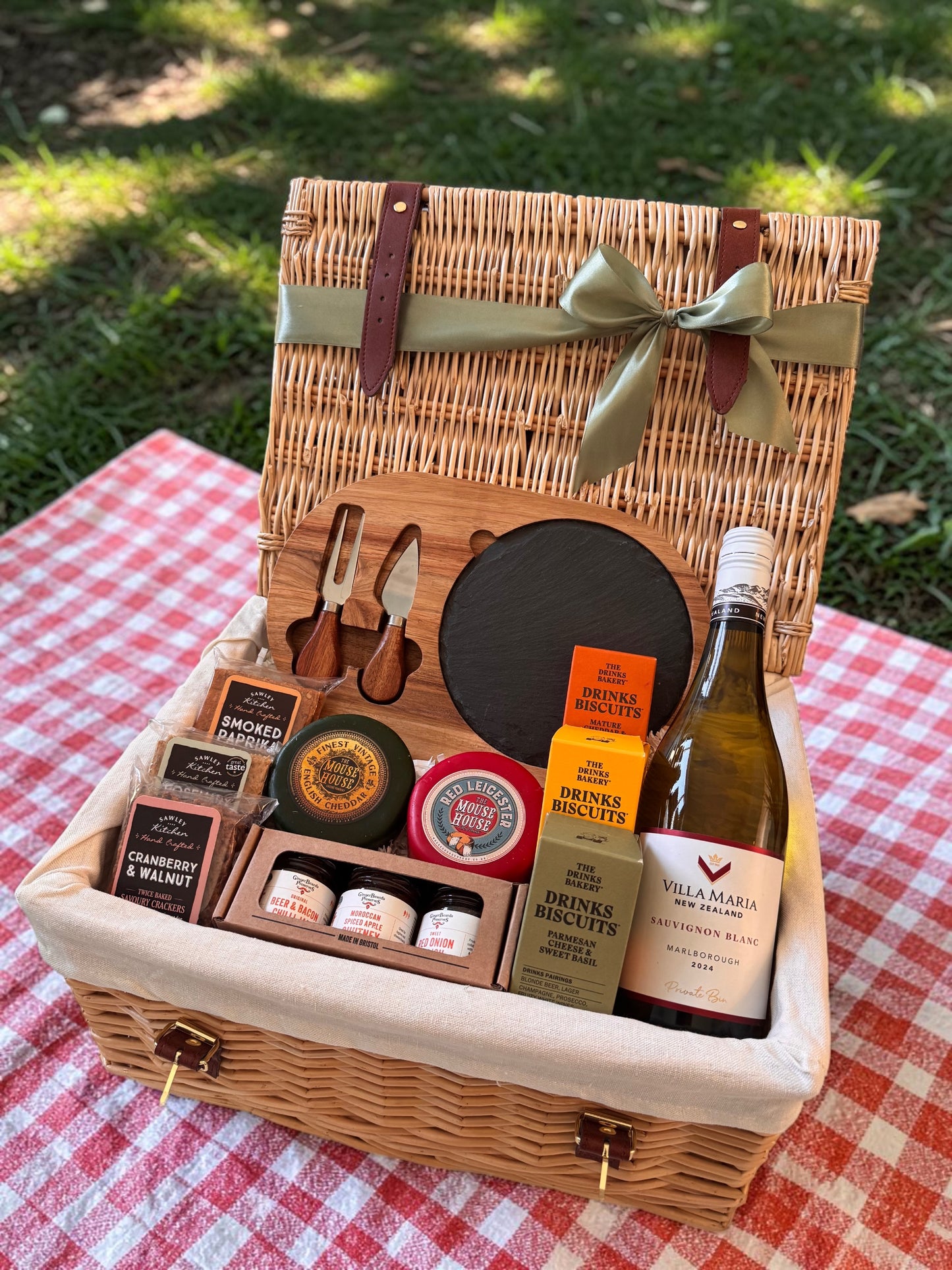 Cheese and Cheers Hamper
