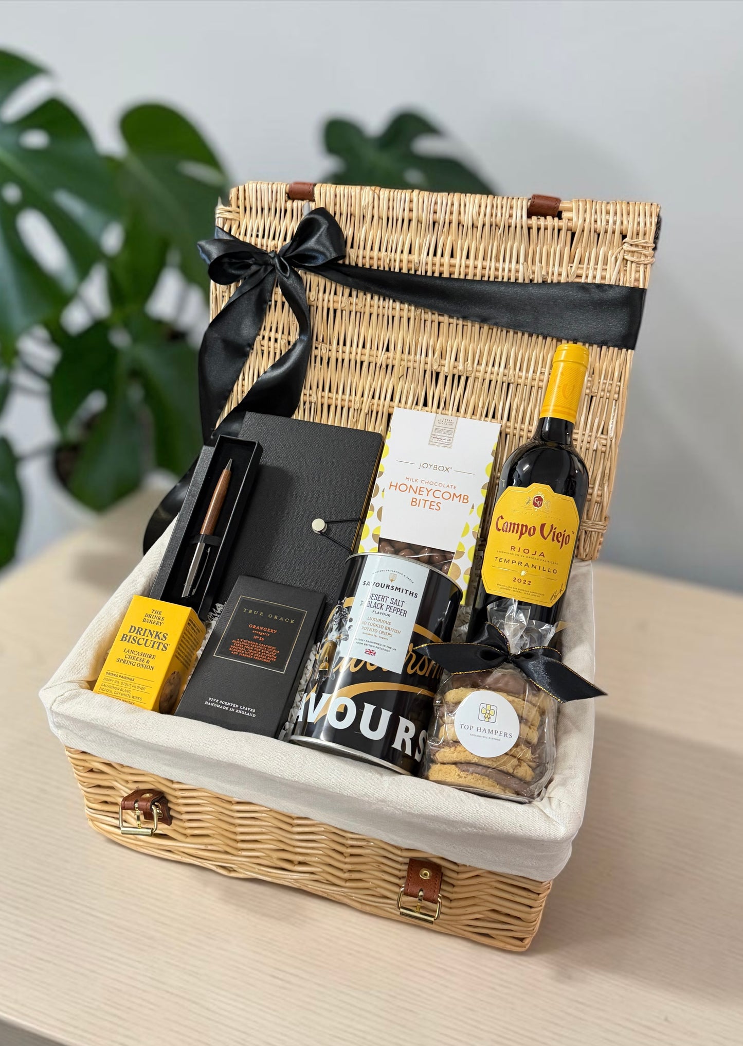 Rioja, Treats and Notebook Hamper