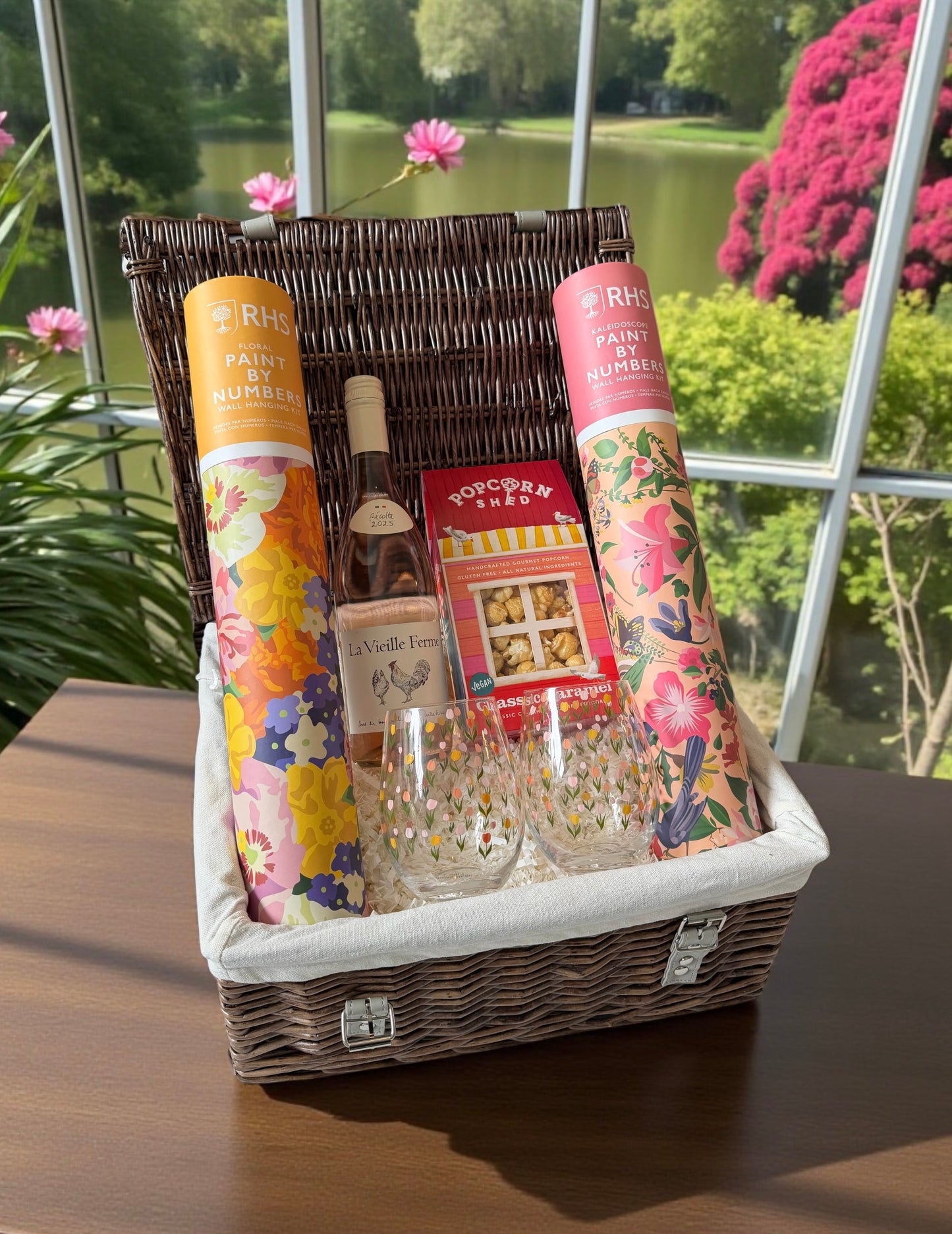 Paint and Sip Gift Hamper | Alcohol Free Option