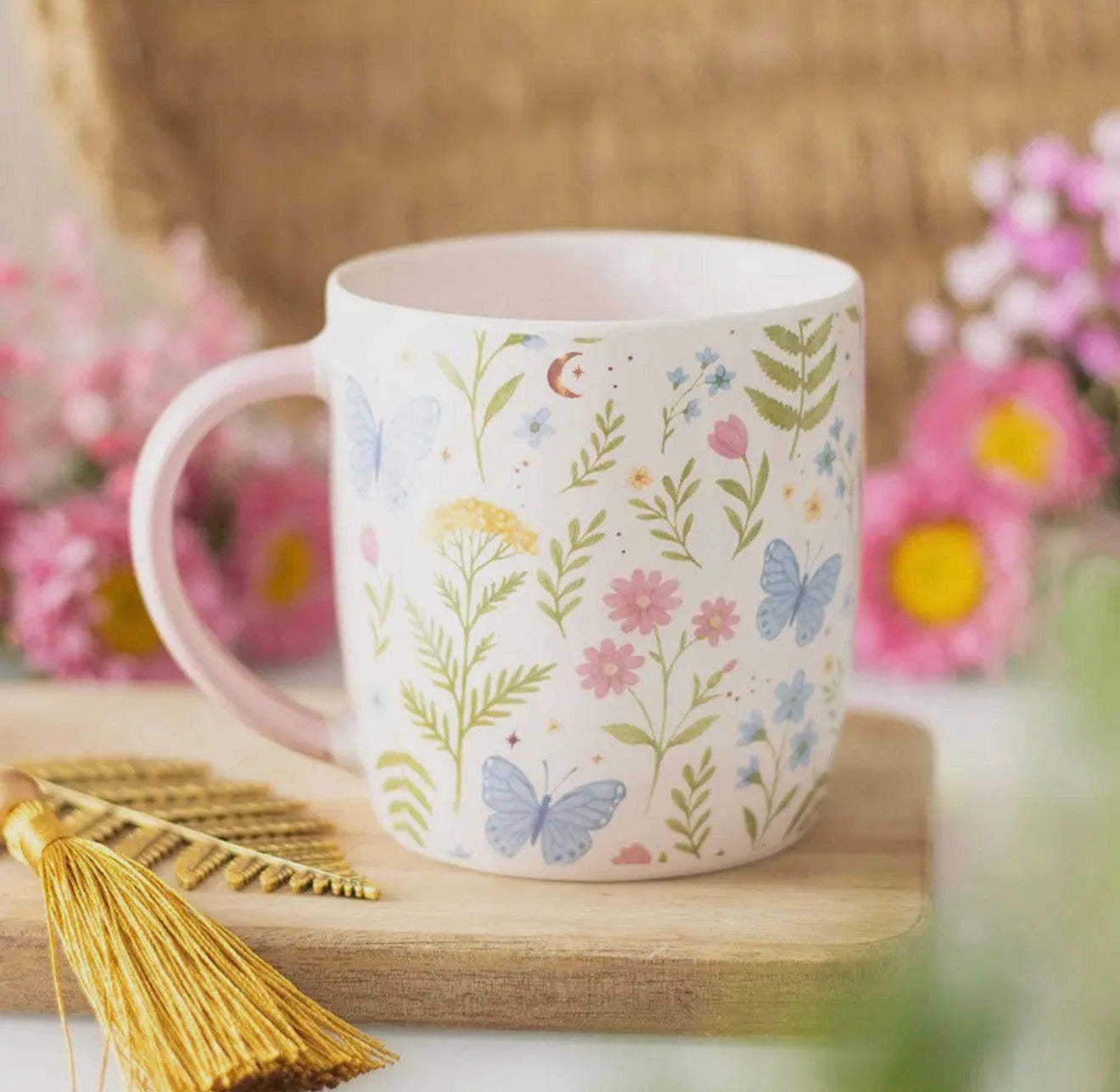 Luna Bloom Floral Print Mug with Pink Handle