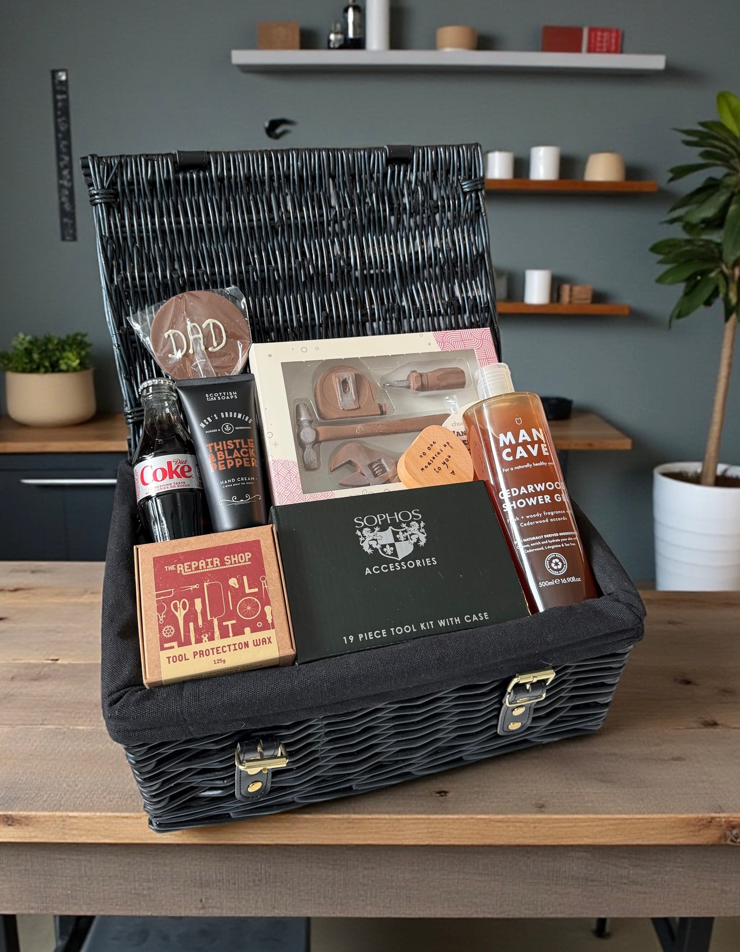Gift Hamper for the Handy Dad