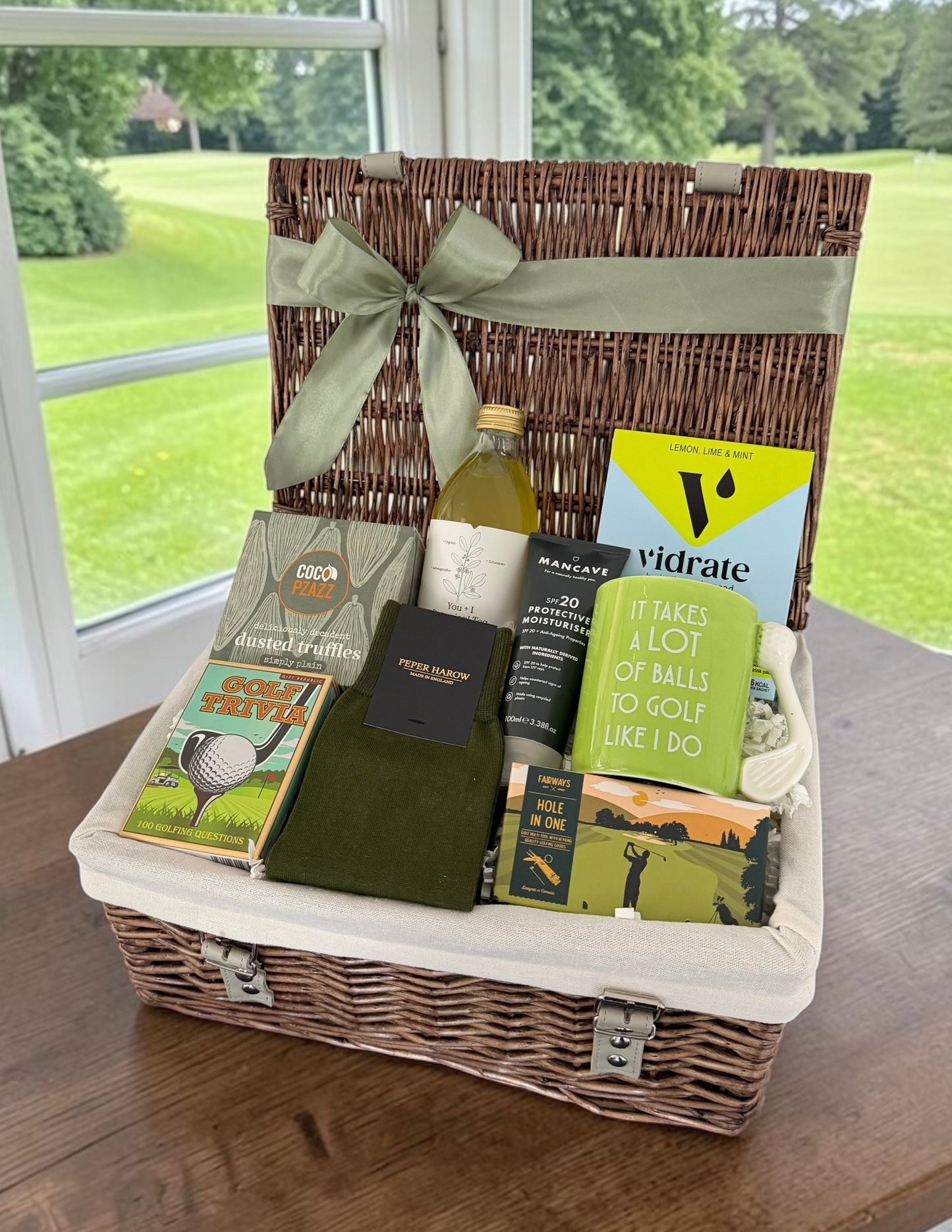 Golf Lover's Treats Hamper | Choice of Drink