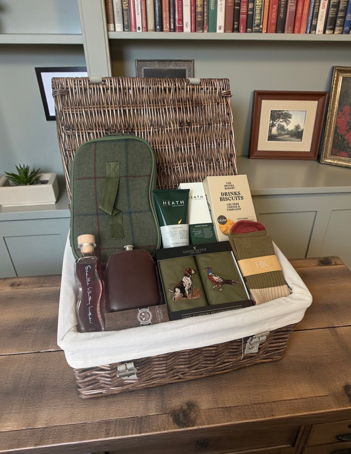 The Country Gentlemen’s Hamper | Choice of Drink
