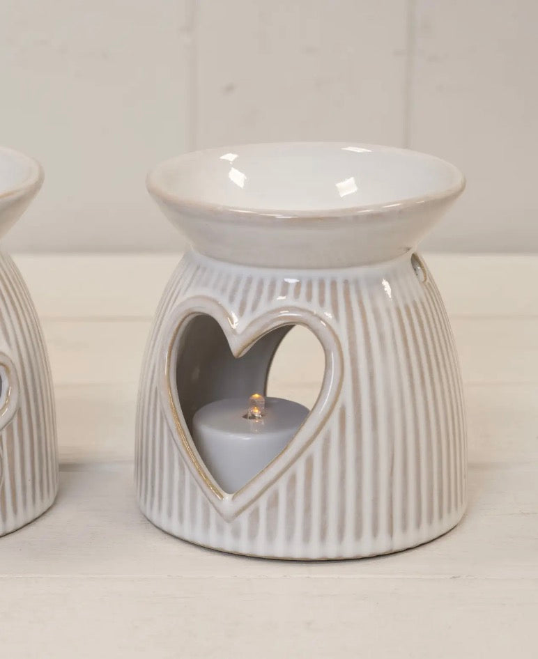 Natural Ceramic Fluted Oil Burner with Cut Out Heart Detail