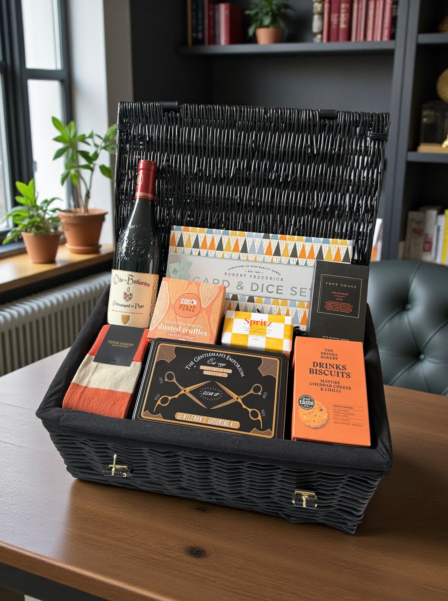 The Luxury Men’s Gift Hamper | Choice of Red Wine
