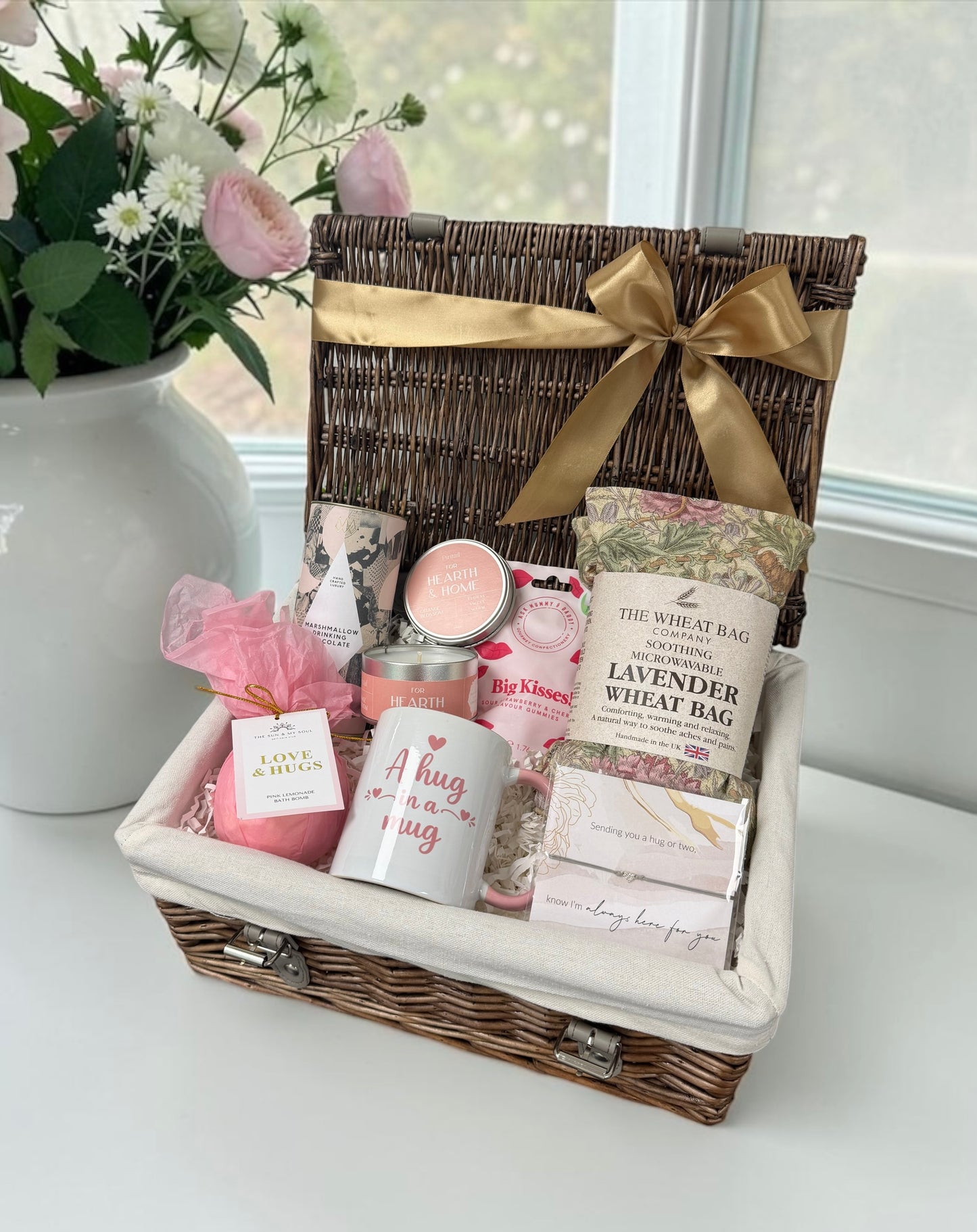 A Little Hug Hamper | Vegan Option Available