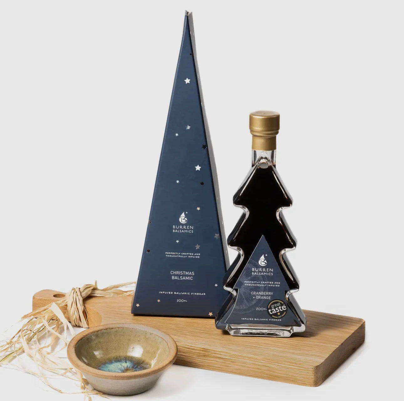 Christmas balsamic vinegar with cranberry and orange 200ml bottle in Christmas tree shape and gift box 