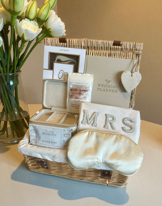 Wifey To Be - She’s Engaged Gift