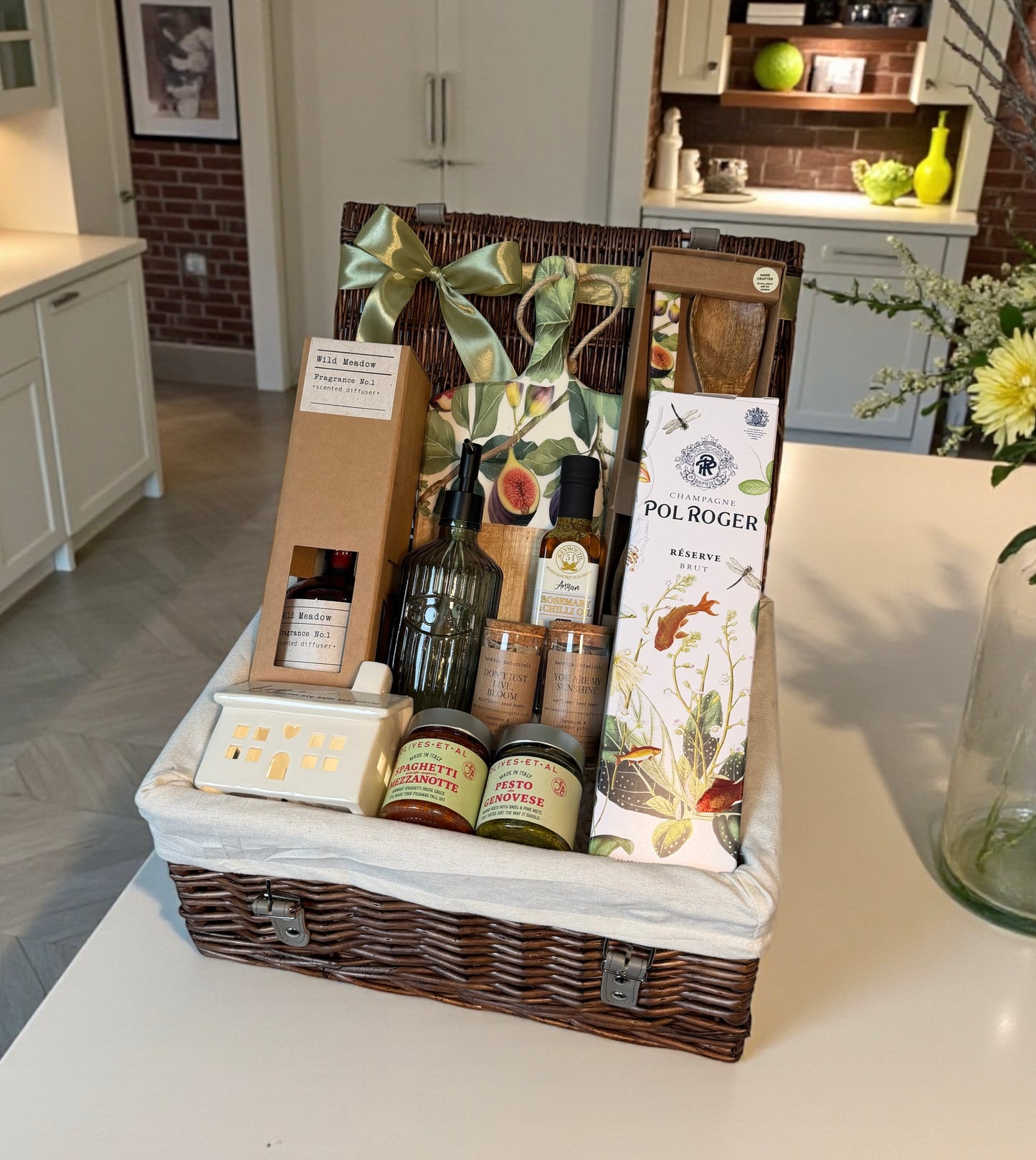 New Home Delights Hamper