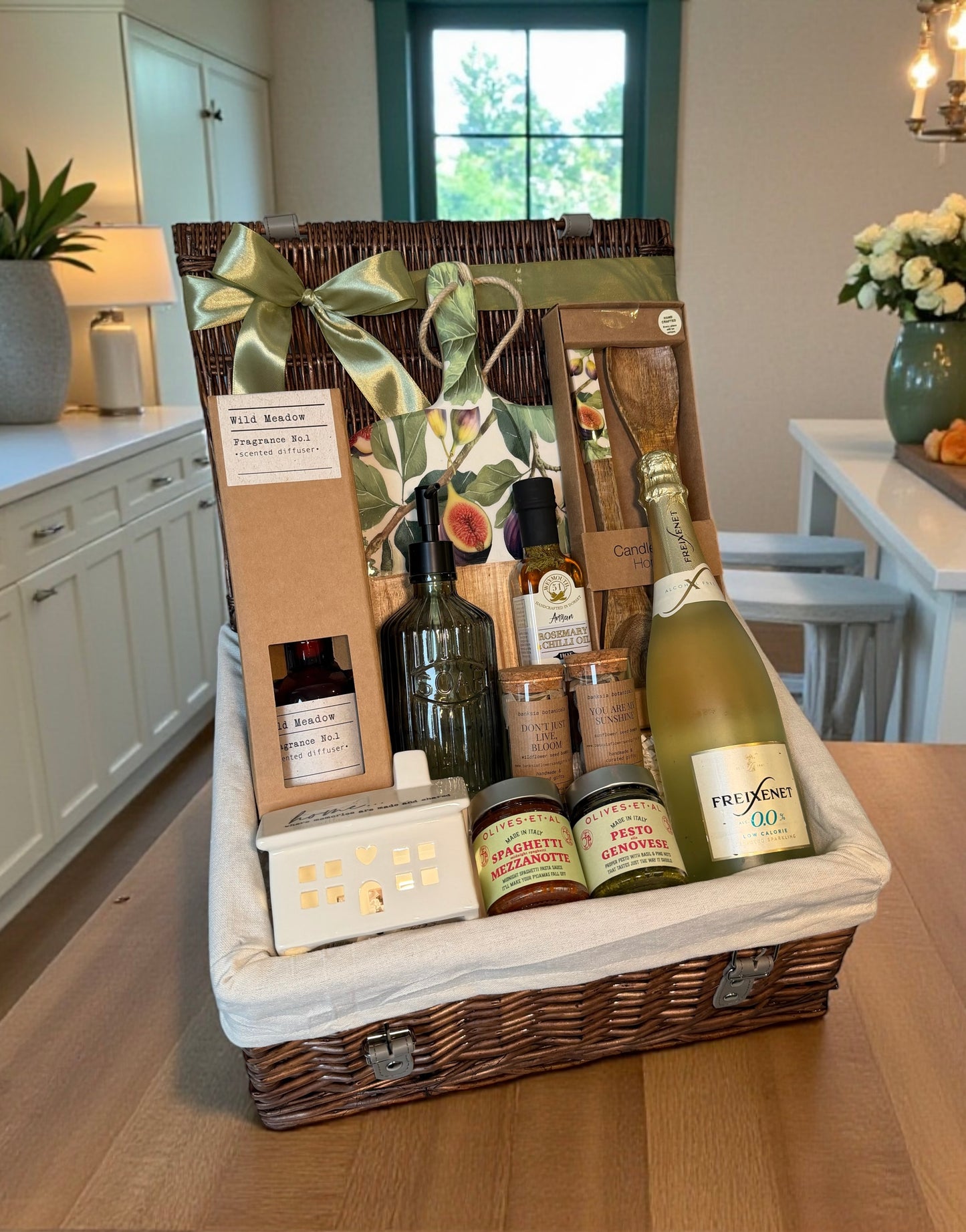 New Home Delights Hamper