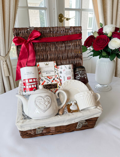 English Afternoon Tea and Treats Hamper