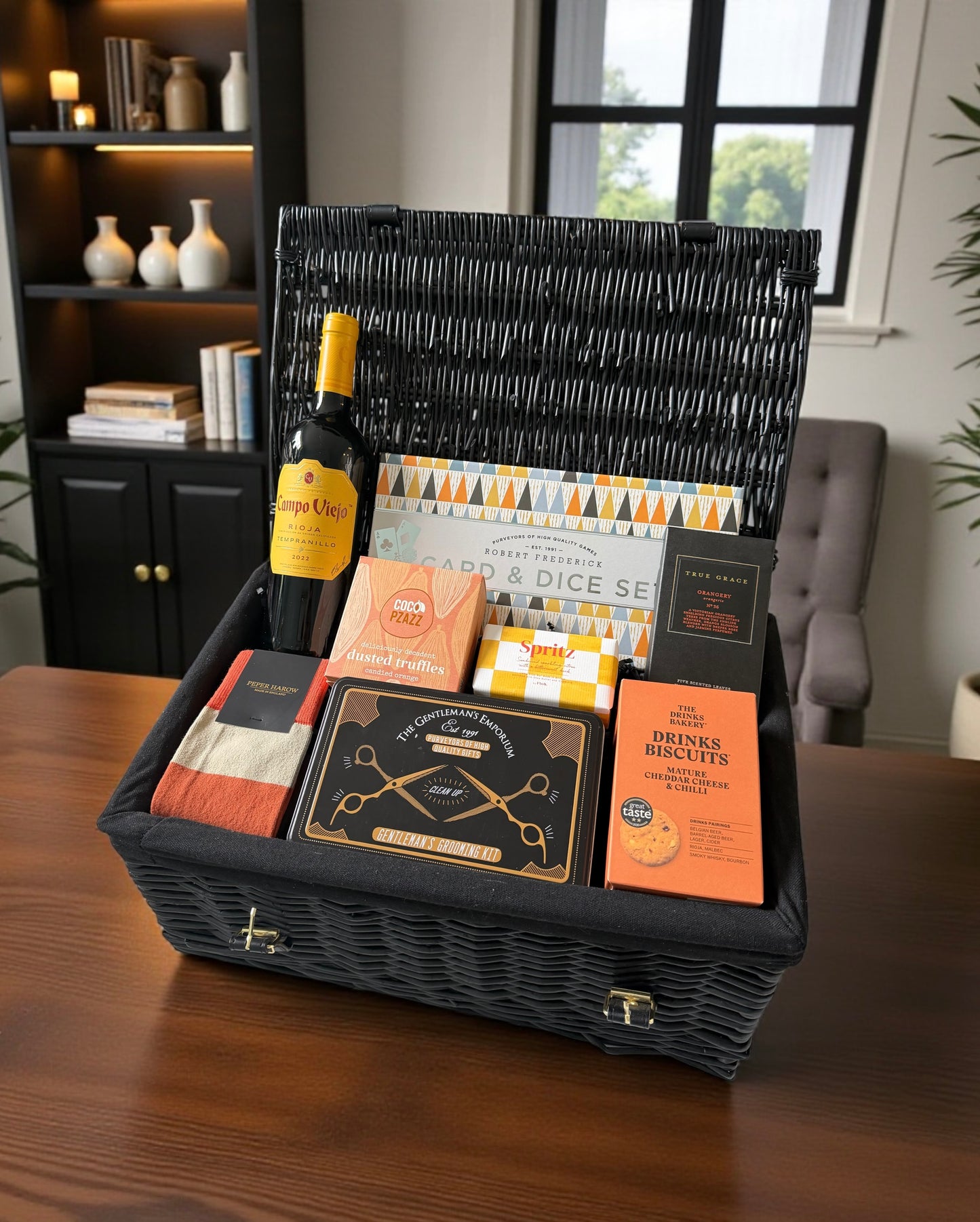 The Luxury Men’s Gift Hamper | Choice of Red Wine