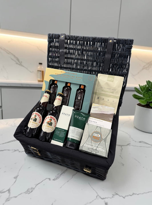 Male gift hamper with beer and self care items. Gents pamper and beer. 