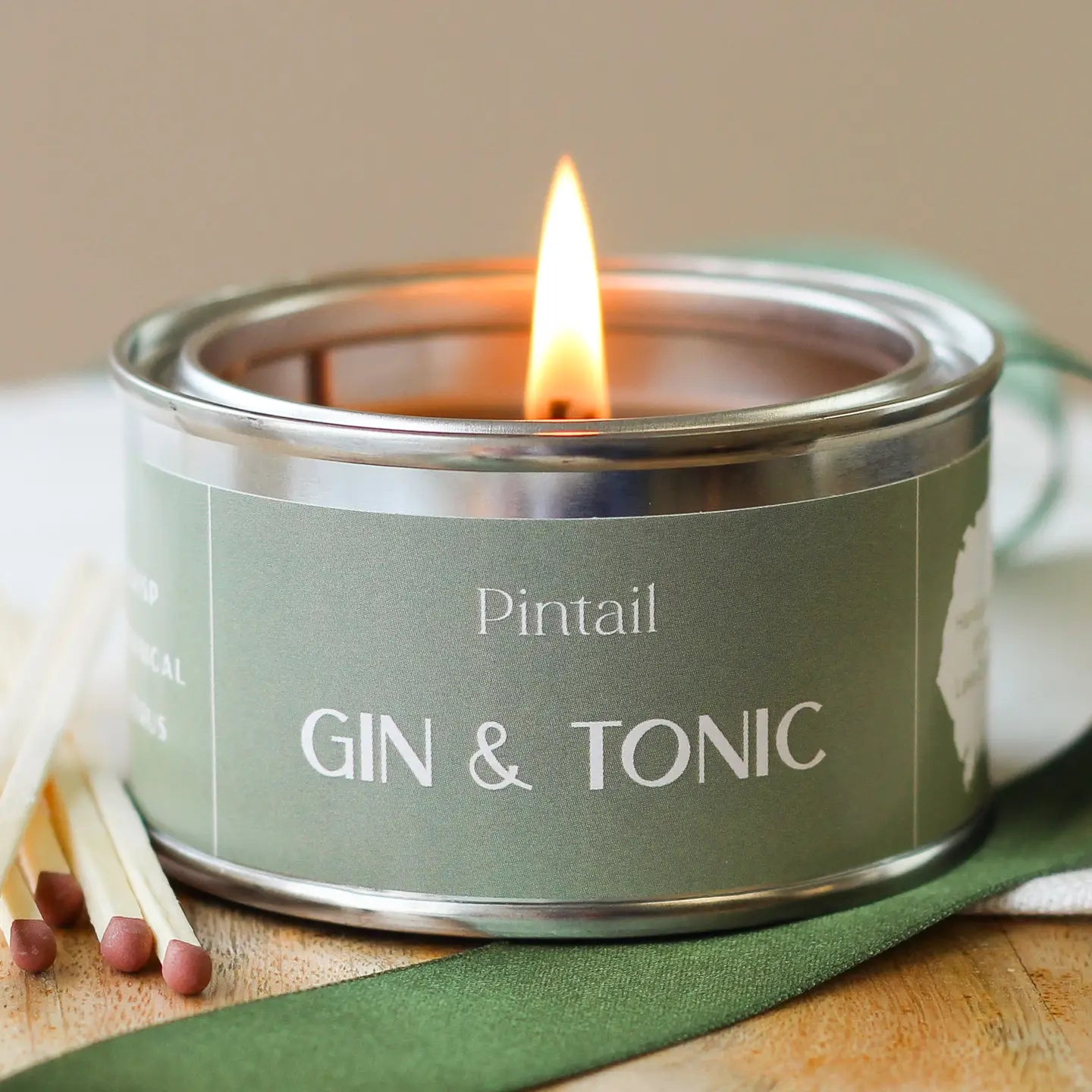 Gin and Tonic scented candle