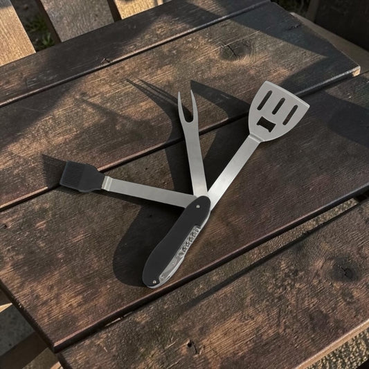 Quality BBQ Lovers Essential 4-in-1 Tool