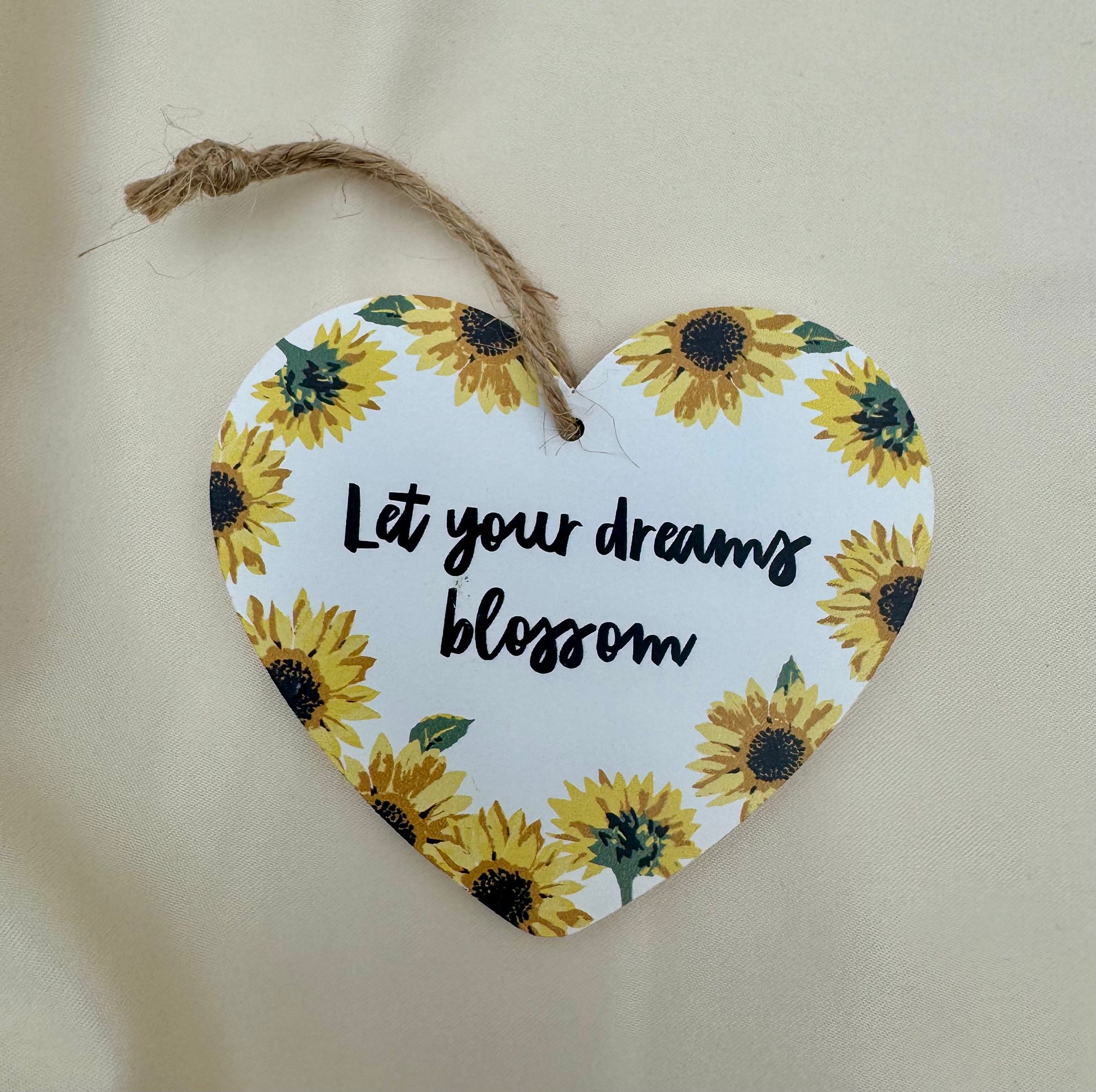 "Let Your Dreams Blossom" plaque — a timeless gift for grads, new starts, or daily inspiration.