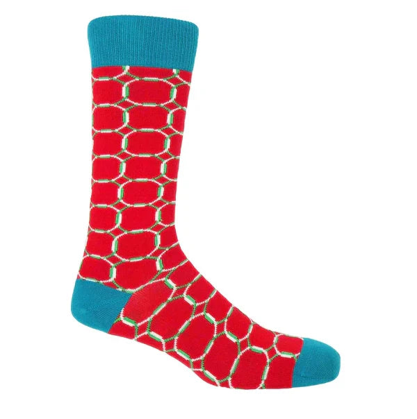 Men's luxury red patterned socks with interlocking link design, crafted from Supima cotton.