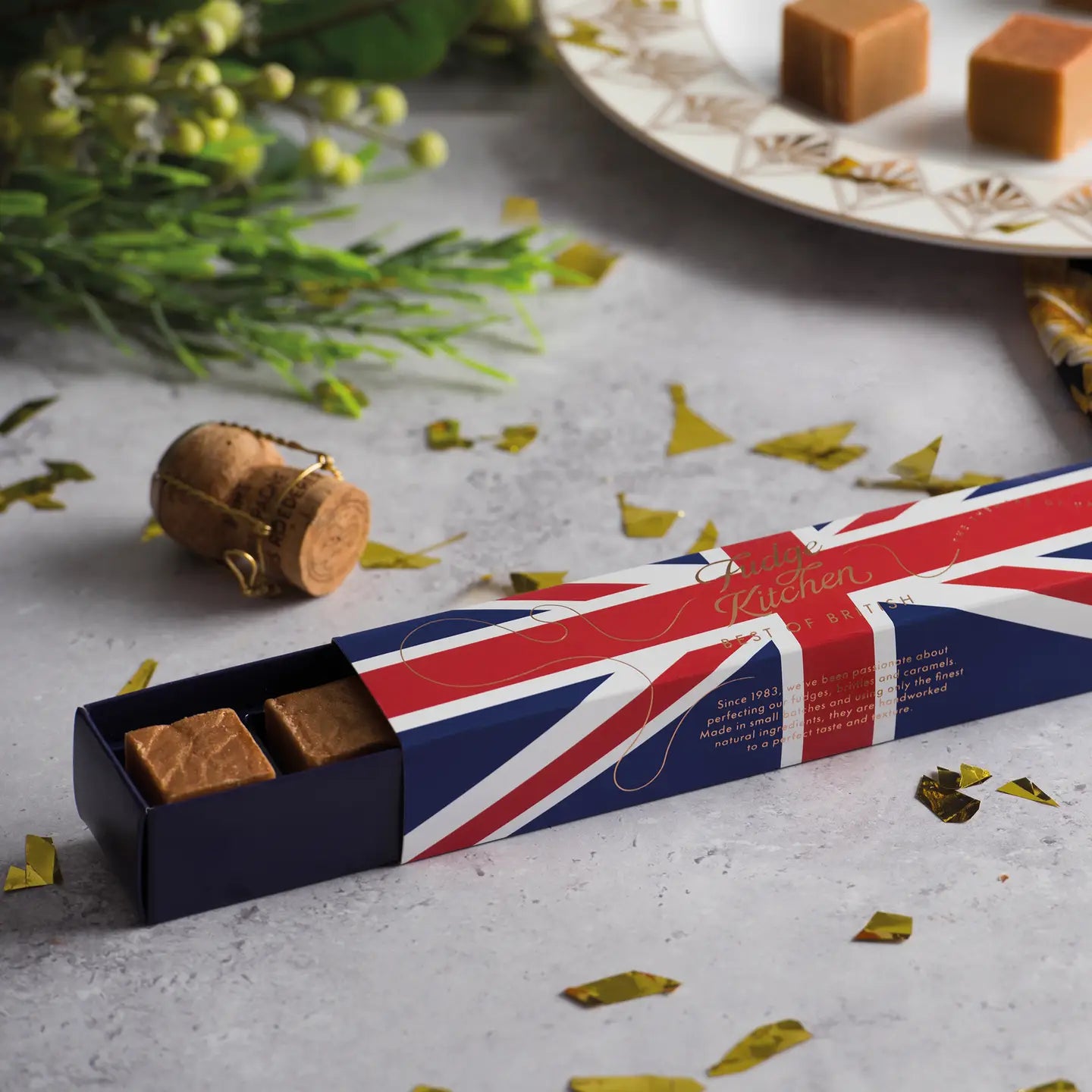 Savour the Luxury Fudge Slider – Best of British, featuring handmade gourmet fudge crafted by the UK’s oldest fudge specialists. A true classic gift.