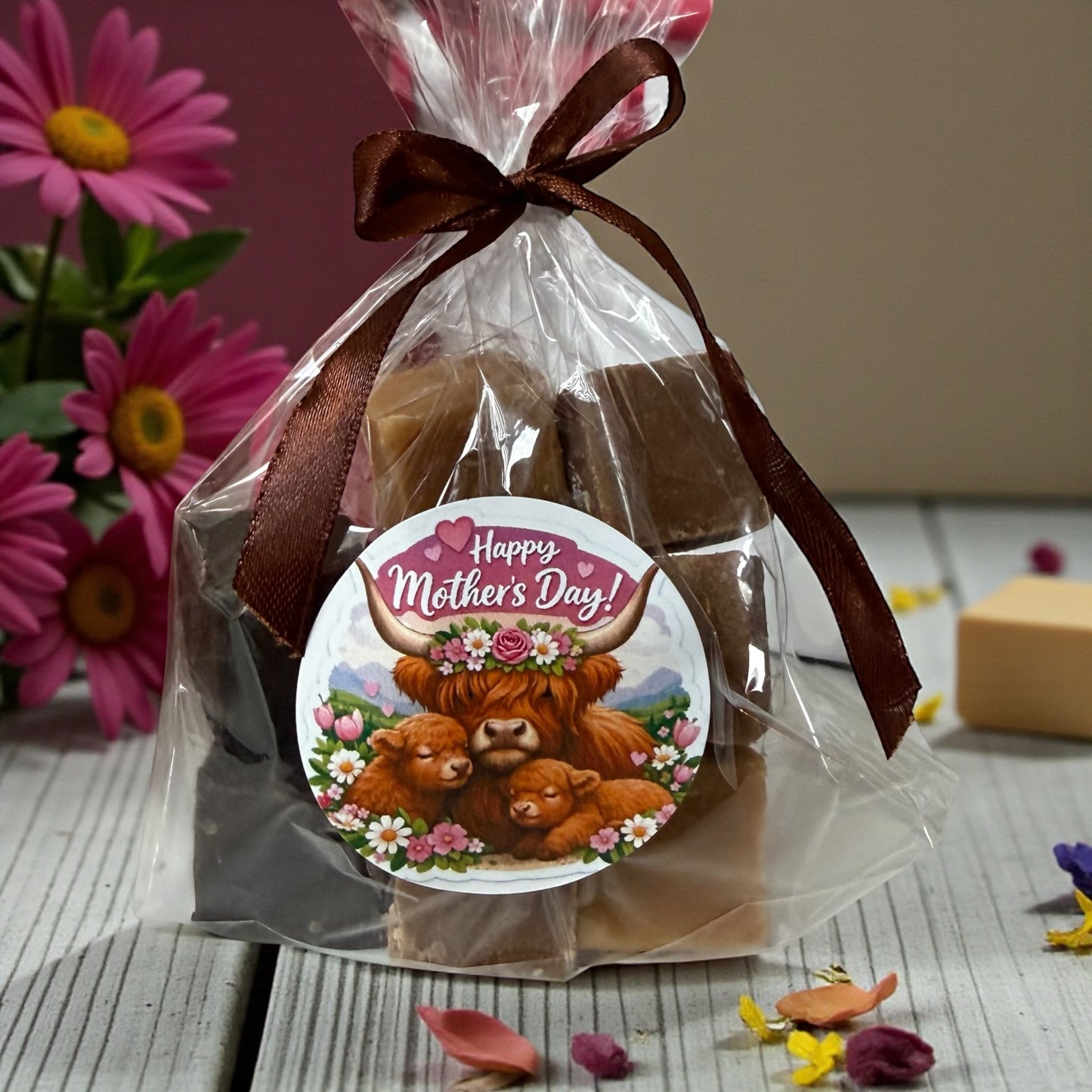 Mother’s Day fudge gift bag with Highland cow design, filled with creamy assorted fudge pieces.