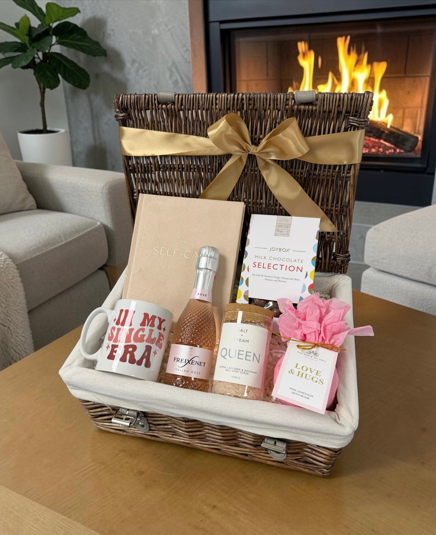Single era gift hamper with mug, prosecco, self care items and self care journal 
