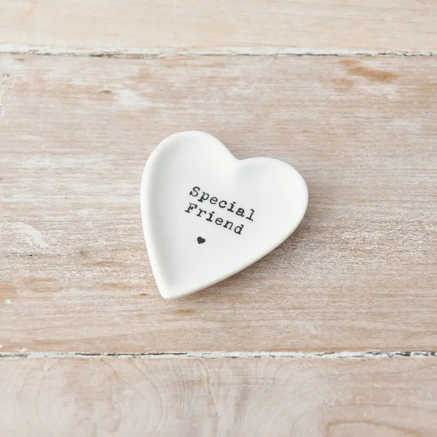Heart-shaped Special Friend trinket dish with stamped slogan, 6.5cm.