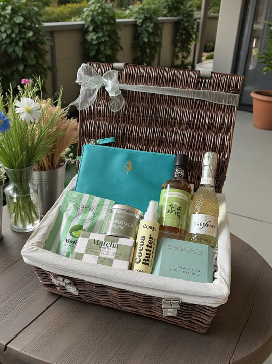 Summer sprtz elderflower hamper Gift with prosecco and elderflower liqueur and summer treats. Hugo spritz gift hamper 