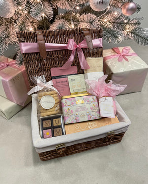The Merry Christmas Mum Hamper | Tea and Treats