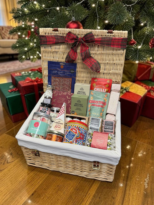 The Ultimate Festive Foodie Hamper brings salami, brie, duck pâté, chutneys, crackers, nuts, fudge, chocolates, sweets and coffee and more. 