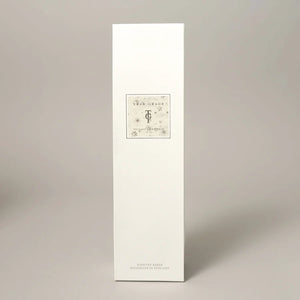 True Grace Village Christmas 200ml Room Diffuser Set