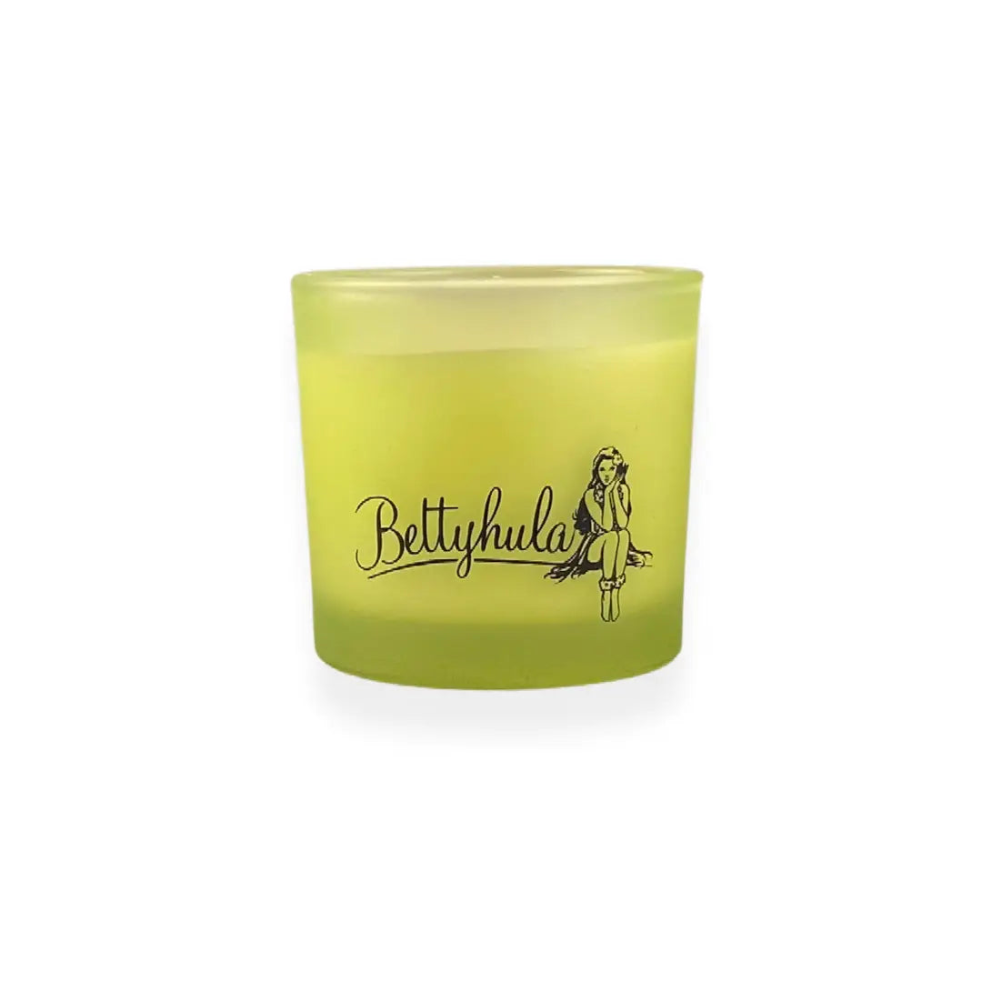 Votive Candle with Lime & Mango fragrance in a sustainable wax blend.