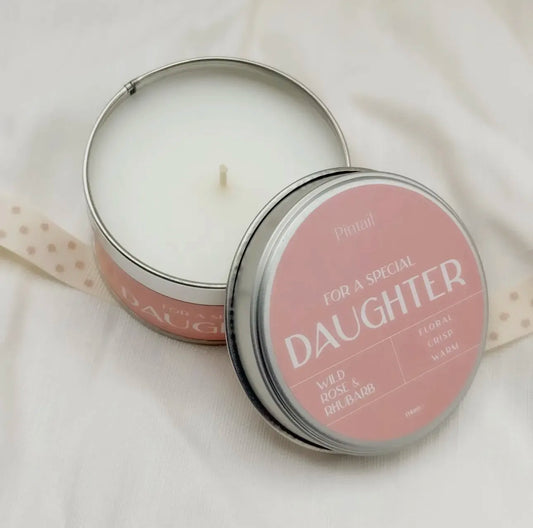 Special daughter wild rose and rhubarb candle in tin, 100g.