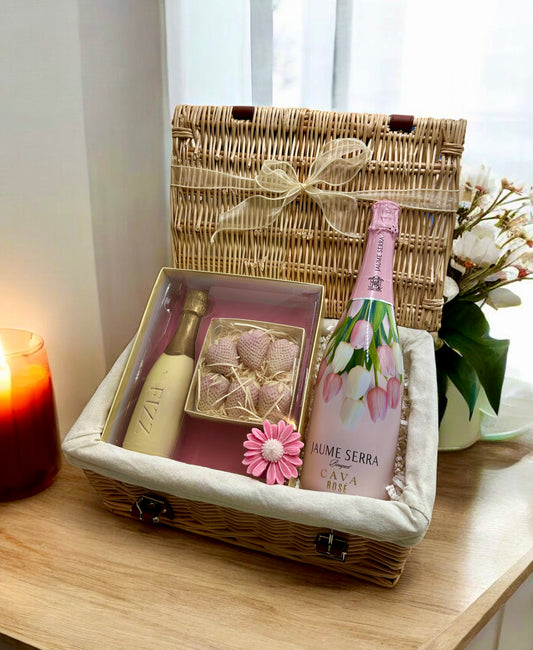 Fizz and Strawberry Chocolates with Cava