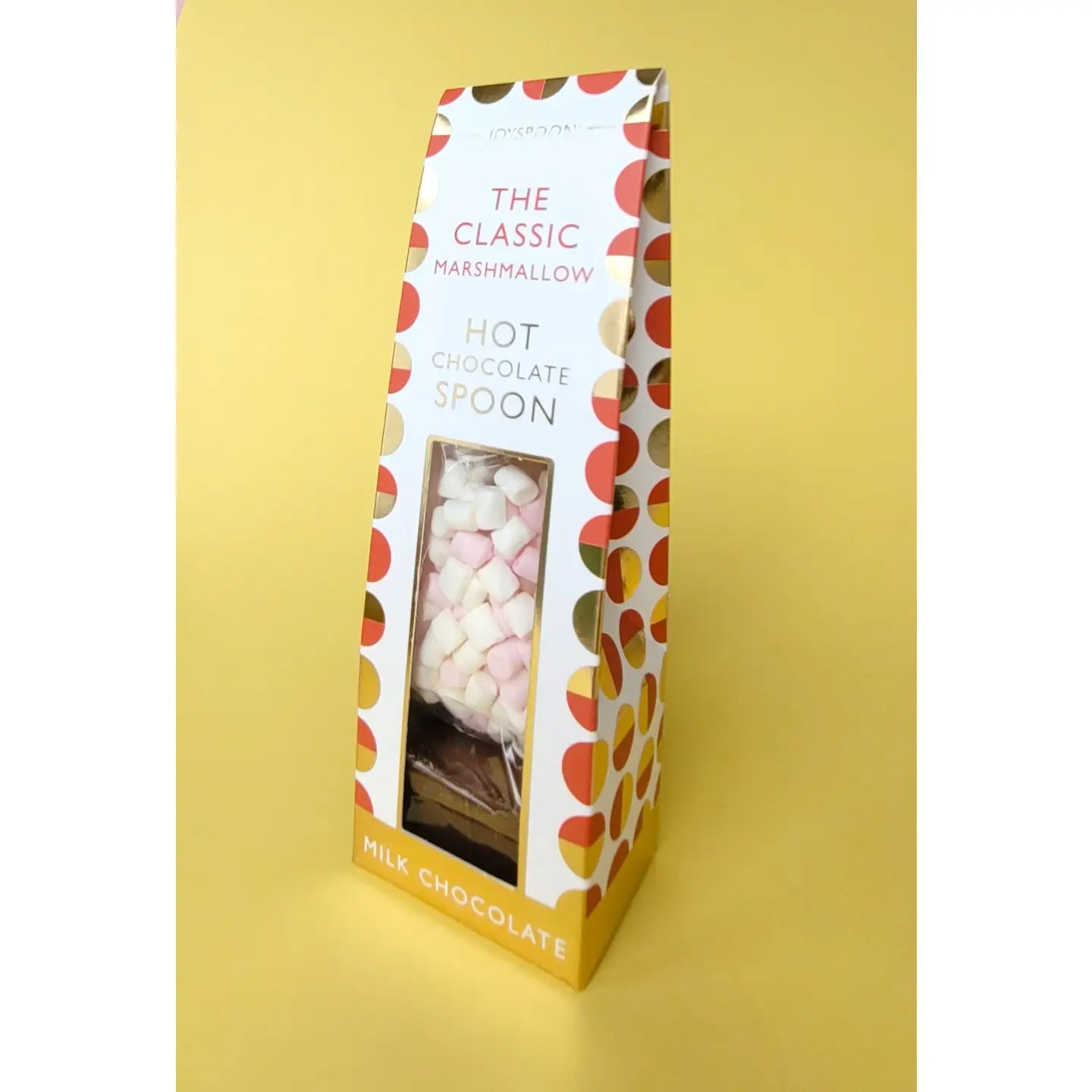 Classic hot chocolate spoon with marshmallows – rich chocolate stirrer for a smooth, comforting drink topped with fluffy marshmallows.