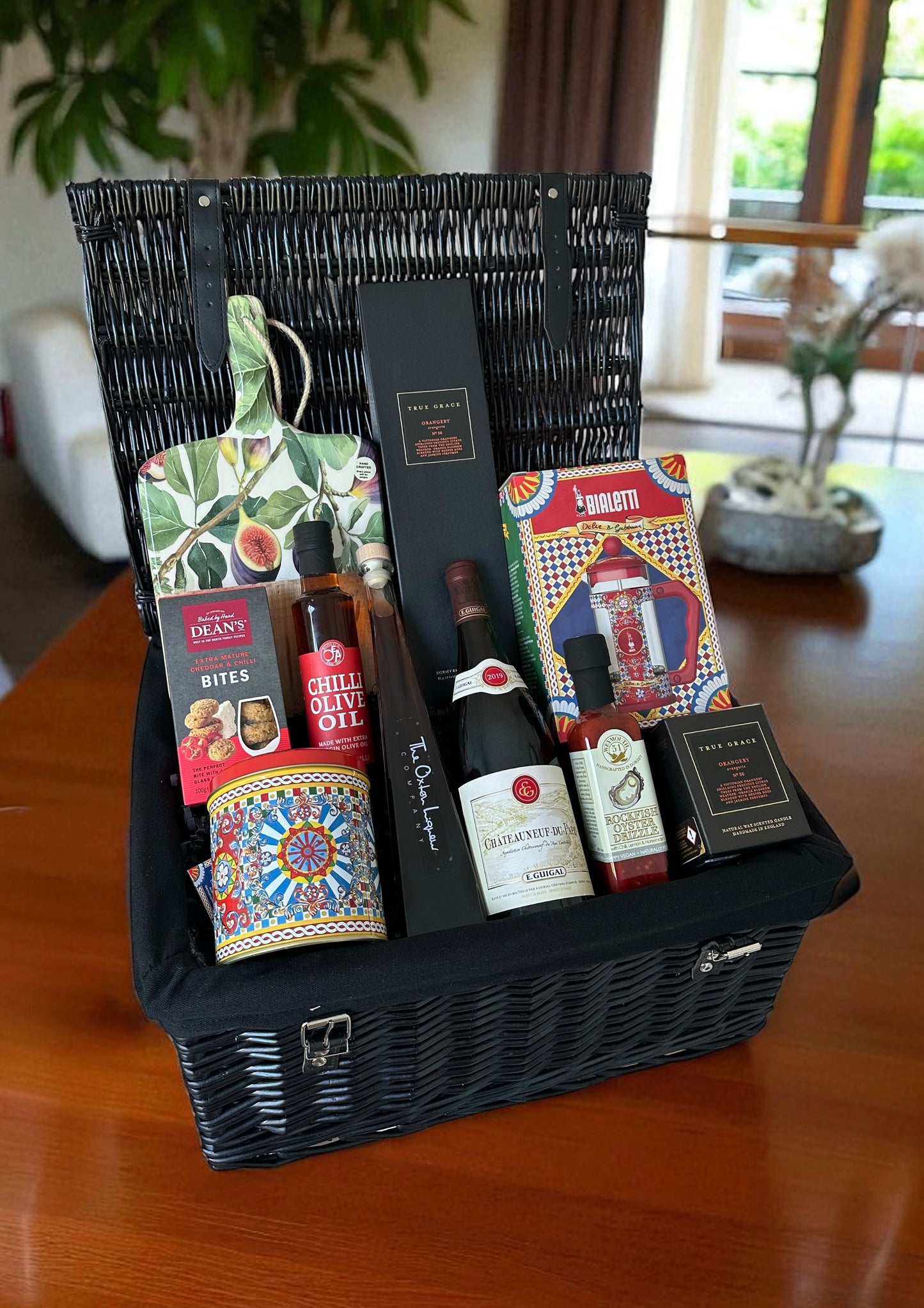 Luxury Connoisseurs Hamper